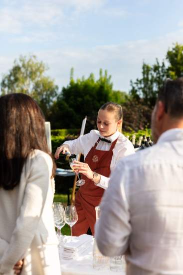 Groupes & Privatisations - Oscar Giverny - Privatisez notre Restaurant